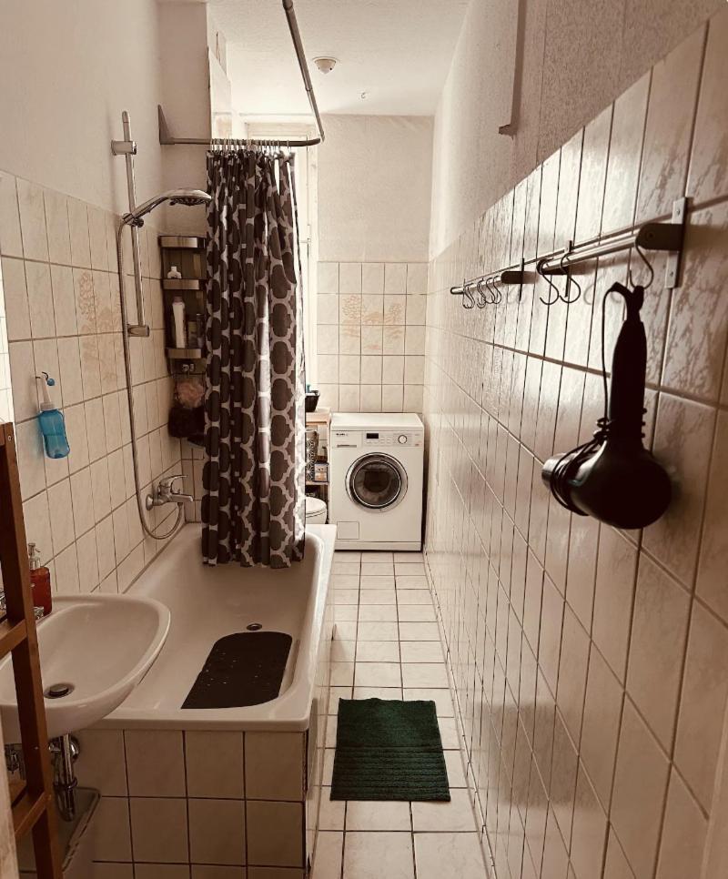 Privatunterkunft With Bay Window - Mezzanine, Foosball Table